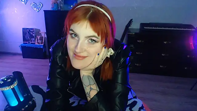 ConchitaMesser Adlı Modelin Canlı XXX Sohbeti