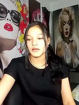 Sweet_Innocence_ Pertunjukan Webcam