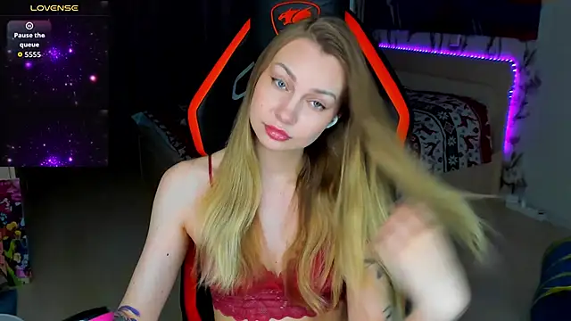 Chat +18 de BiMolly ao vivo
