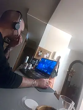 Show de Revvolo na webcam