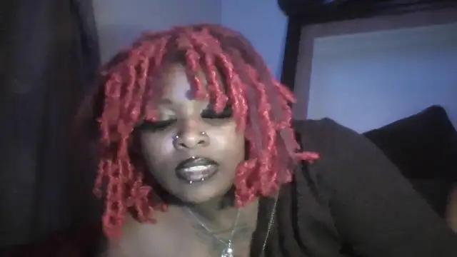 Chatroom XXX en direct de Dusaa_