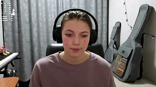 CutieAnny Webcamshow