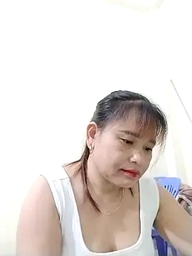 Czat XXX na żywo – Moubie1