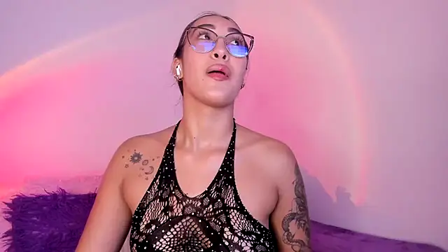 HeidyRousse's Live XXX Chat