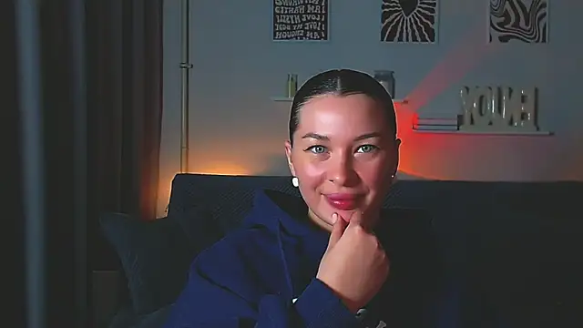AlexaSven Live XXX-chat