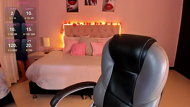 Emily_Warren_'s Live XXX Chat