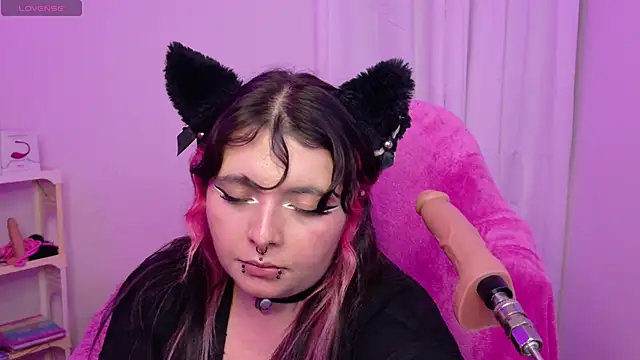 Chat XXX en directo de Sachi_Meow