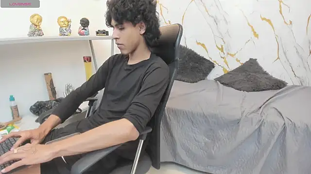 Pertunjukan Kamera Web Zayn_Fox32