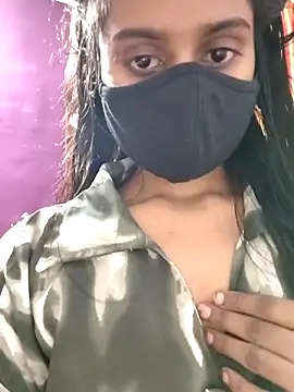 Aanya_hotty 在線直播表演