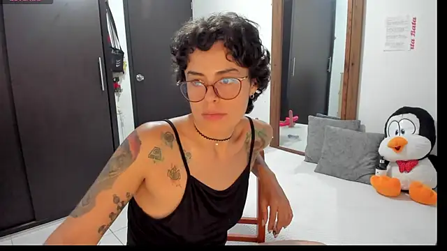 natt_op Chat XXX in diretta