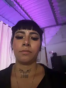 Chat XXX en directo de The_Bratzz_
