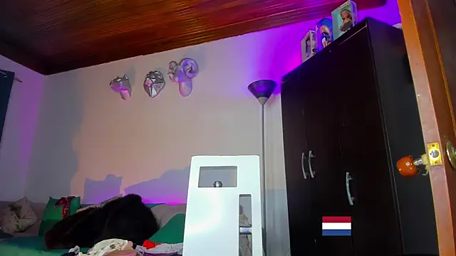 samara_veguz222 Adlı Modelin Web Kamerası Şovu