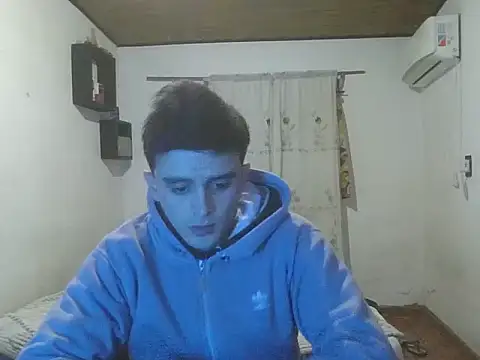 Rodrigo99_9 라이브 XXX 채팅