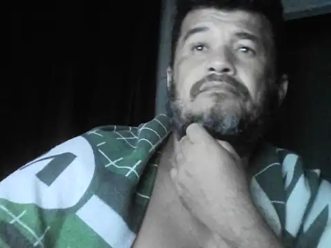 tarra122 – Naživo XXX chat