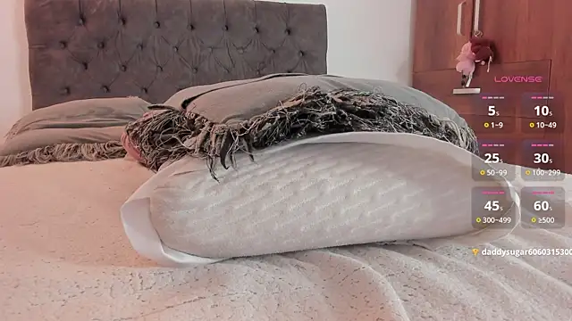 Živý XXX chat jordanmuskk