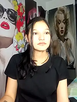 Sweet_Innocence_ webkamerás műsora