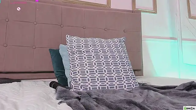 Chat +18 de amandalee01 ao vivo