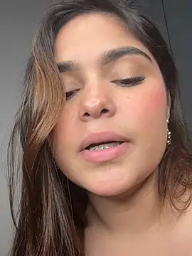 Sarasweet_sex's Webcam Show