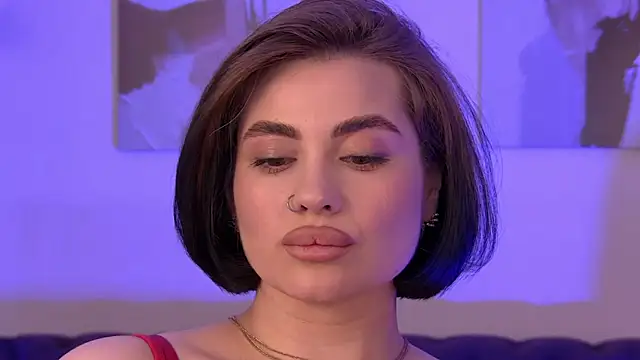 Živý XXX chat AdrianaToress
