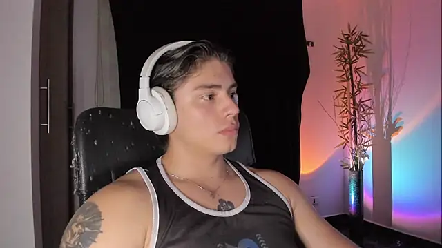 Giordano_Russo Pertunjukan Webcam