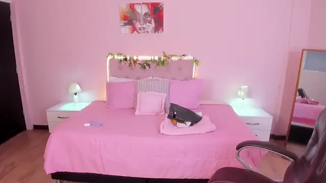 Sky_blue__'s Live XXX Chat