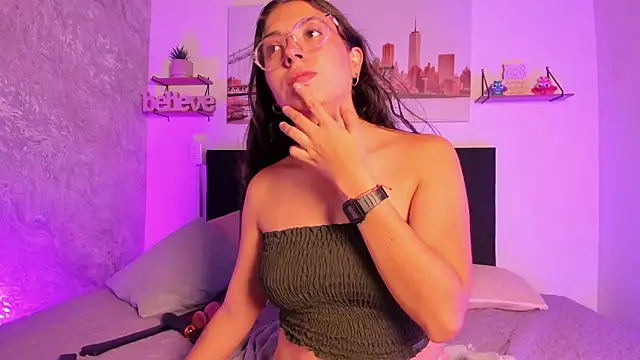 Онлайн чат XXX SofiaLujan_