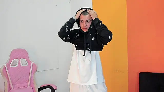 Show de Rowan_Cley na webcam