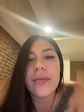 Chatroom XXX en direct de Latina_vanessa