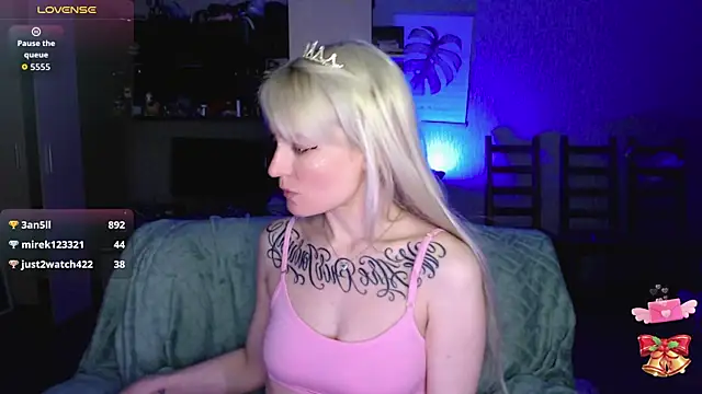 Chat +18 de mischellemeow13 ao vivo