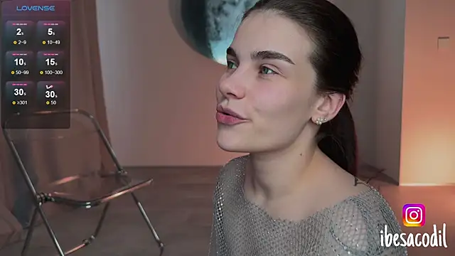 adriana_allien Chat XXX in diretta