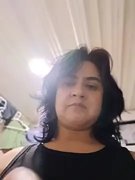 XXX chat uživo modela LylaVixxen