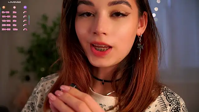 Chat +18 de LunaraRada ao vivo