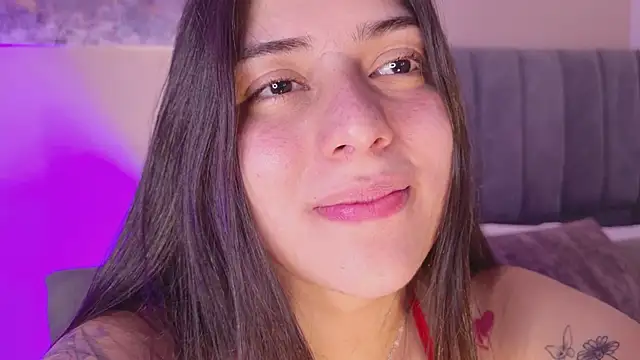 dakotaa__ Adlı Modelin Canlı XXX Sohbeti