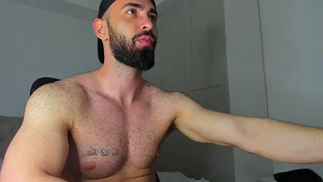 cloudymastersss Chat XXX in diretta