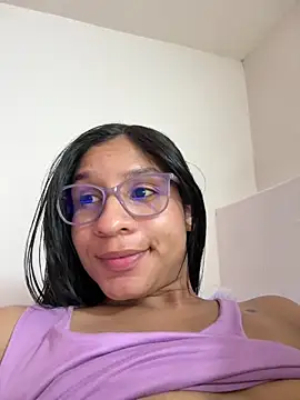 Chat XXX en directo de Danaeluxe