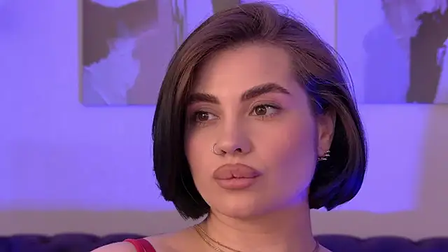 AdrianaToress Chat XXX live