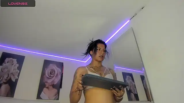 SamathaMay Live XXX-chat