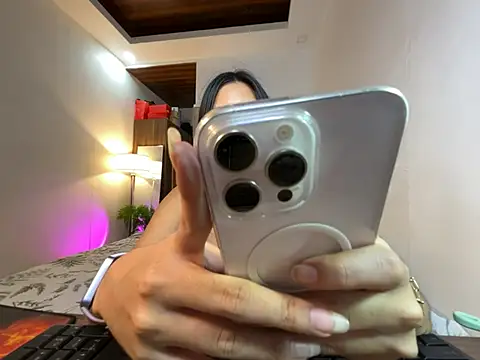  عرض كام Bombshell_Rebbecca