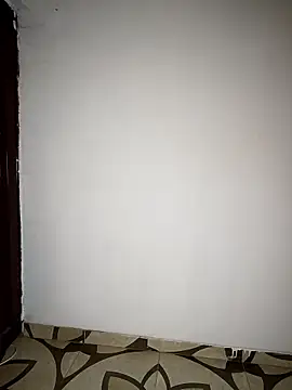 Chat +18 de Simone_Miller ao vivo