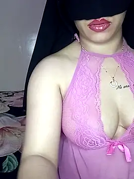 Zouzou_sexy's Webcam Show