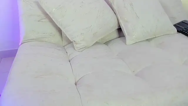 Webkamerová show LiaCampbell_