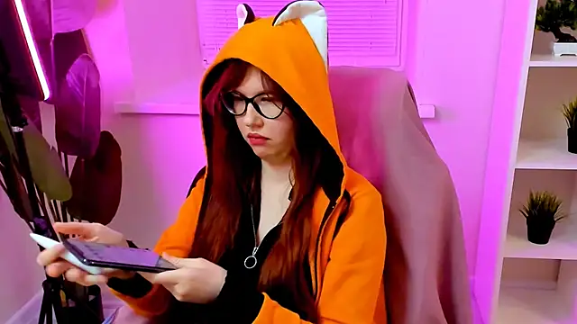 CarolGiggly's Live XXX Chat