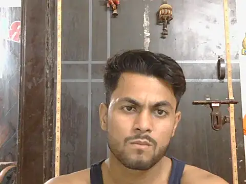 Stubborndesiboy 网络视讯表演