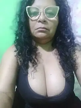 Amarantha25's Live XXX Chat