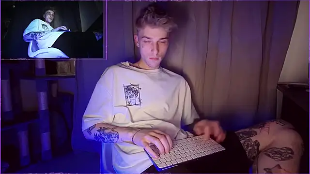 Онлайн чат XXX davesinner