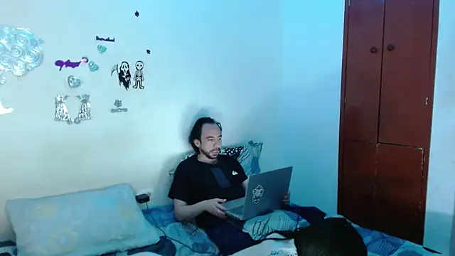 EvaHarryyのウェブカメラショー