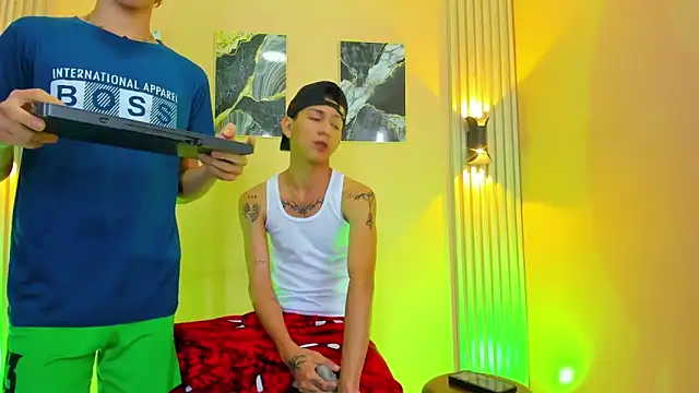 Marcus_and_Tony webkamerás műsora