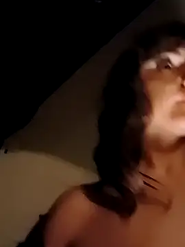 BaileyMFox Show in webcam