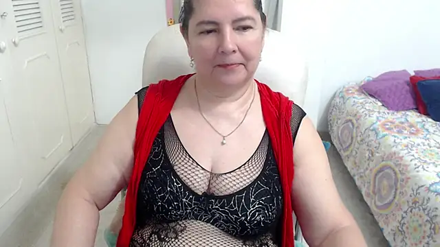 leonela_69のライブXXXチャット
