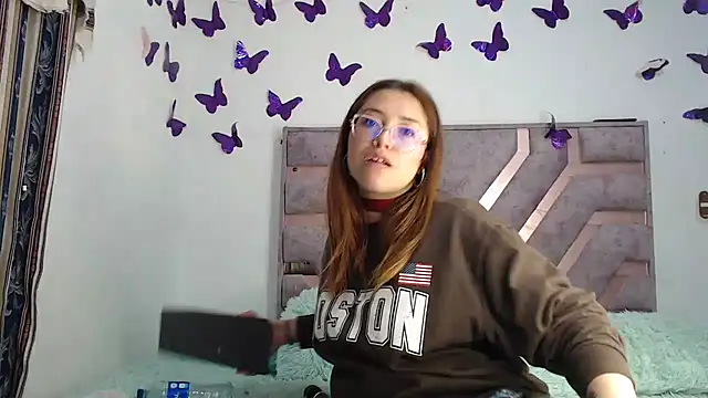 Anny-Fox élő XXX-chatje